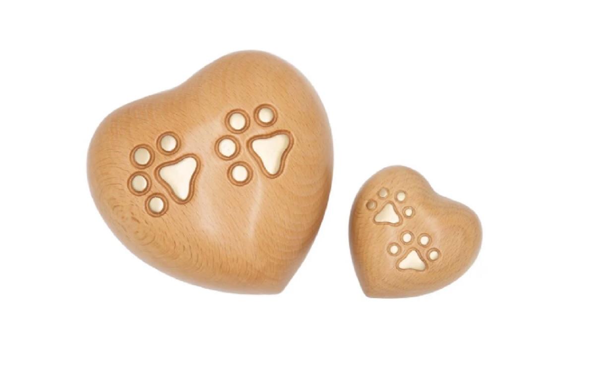 Infinity Pet Crematorium Heart shaped beech wood paw print motif urn casket